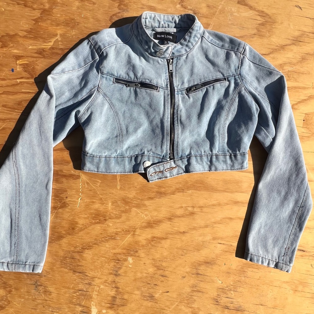 New Look Womens Cropped Denim Moto Jacket Light Wash Zip Front Mock Neck Blue M